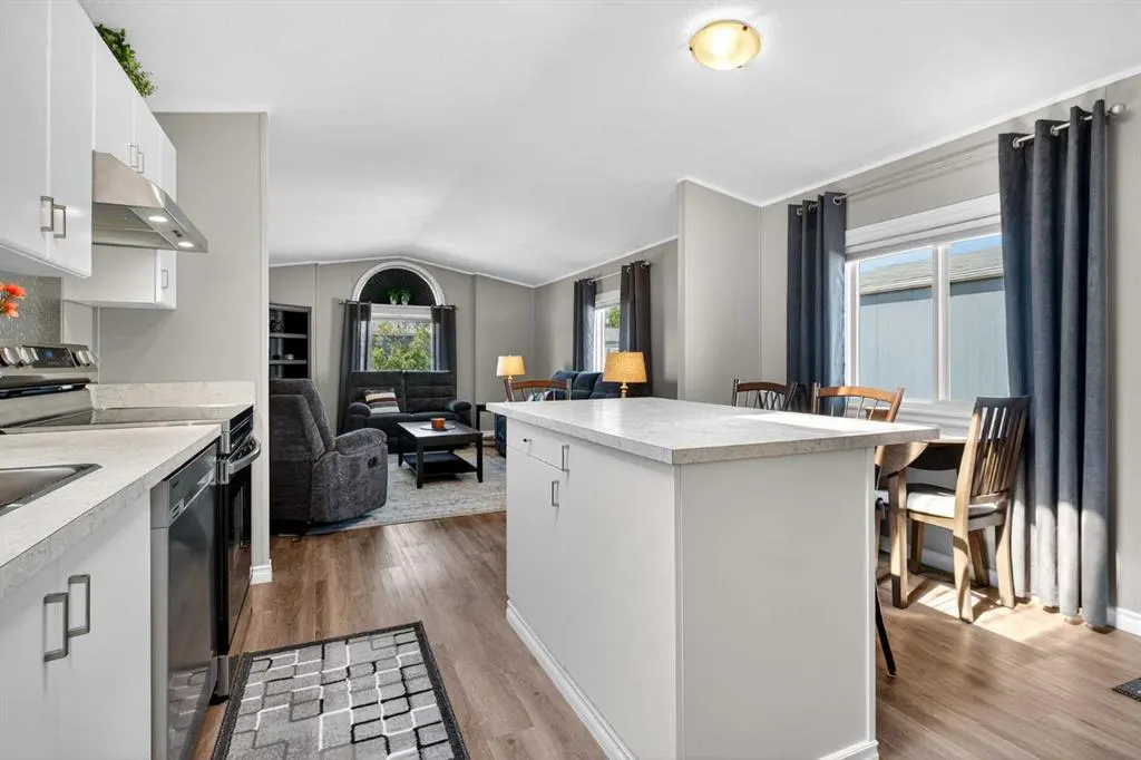 1101 84 Street NE, #438