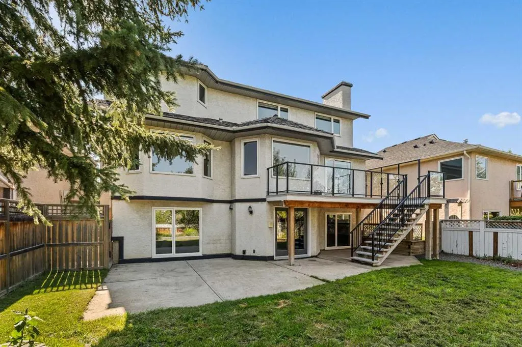 123 Scenic Park Crescent NW