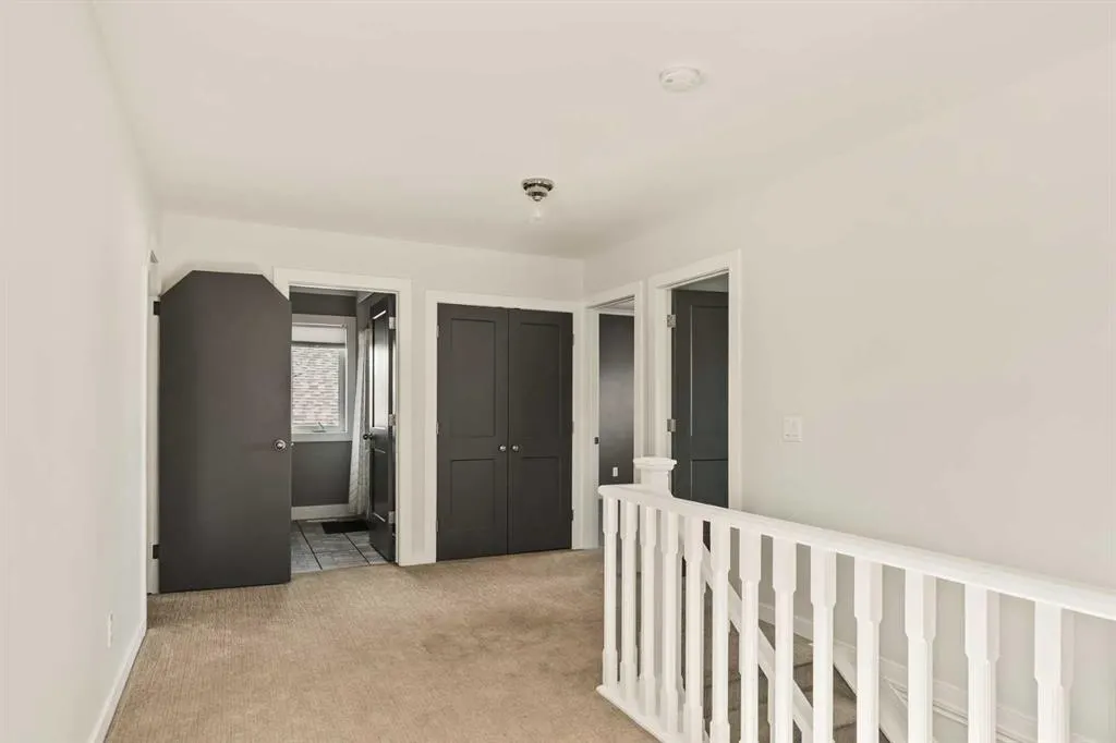 123 Scenic Park Crescent NW