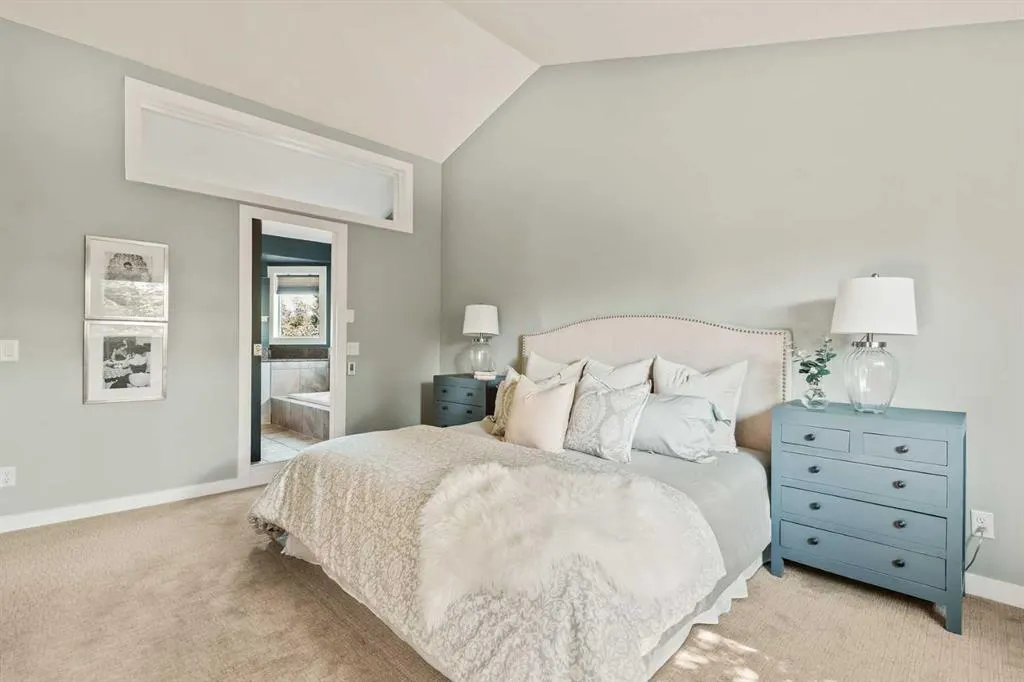 123 Scenic Park Crescent NW