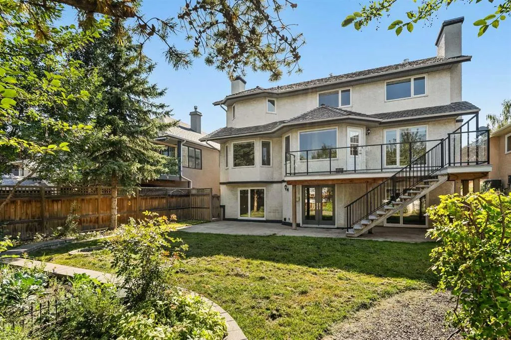 123 Scenic Park Crescent NW