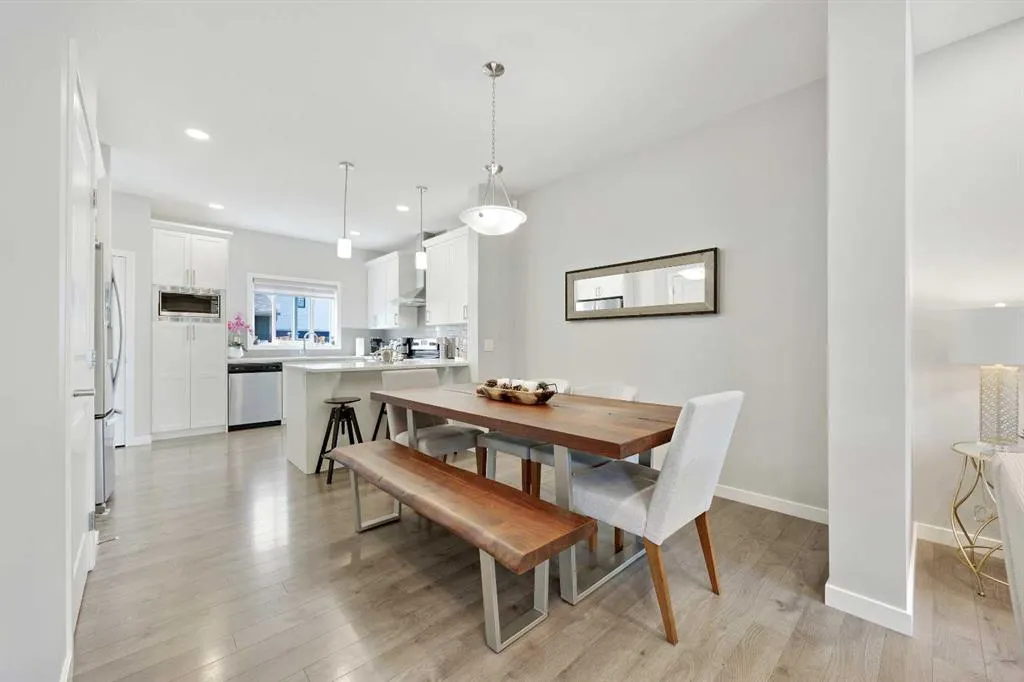 63 Masters Manor SE