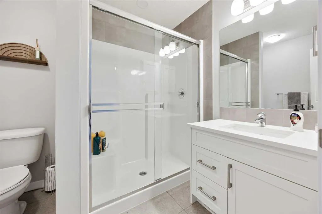 63 Masters Manor SE