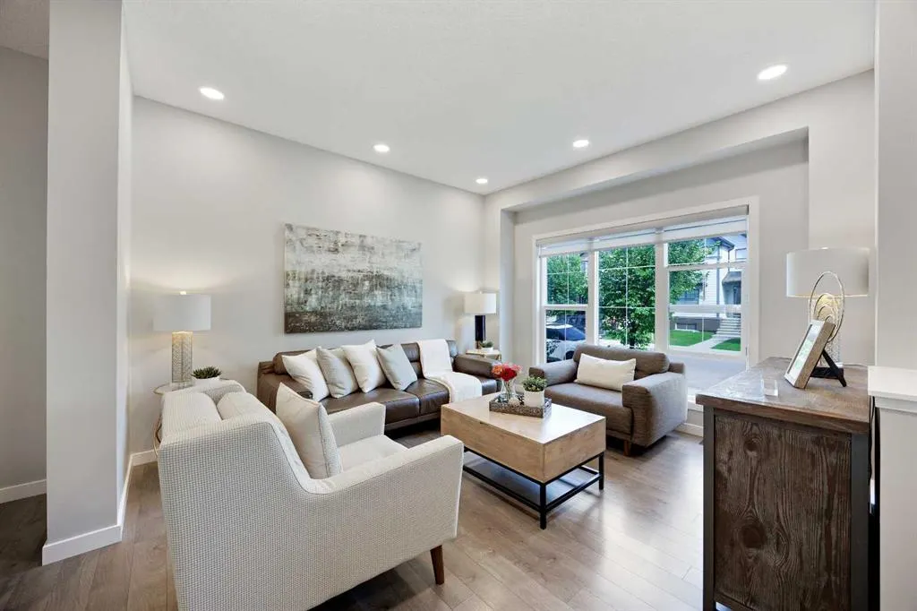 63 Masters Manor SE