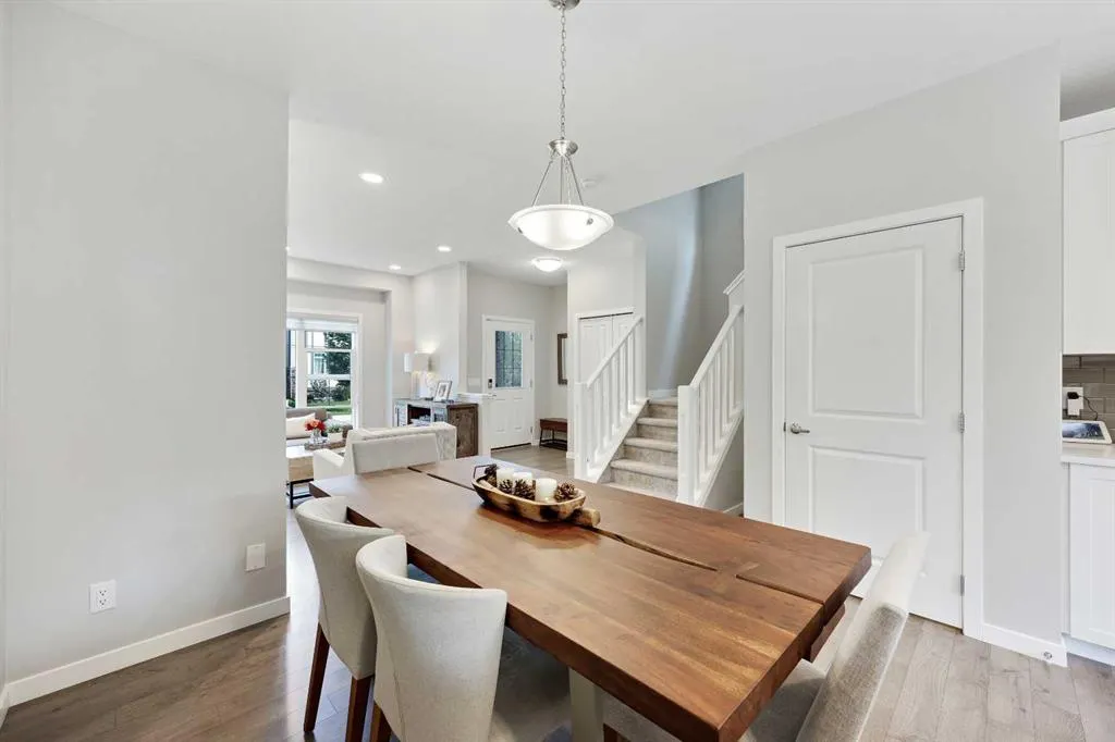 63 Masters Manor SE