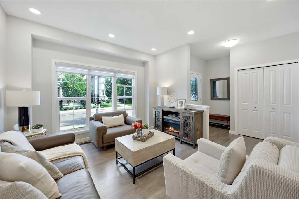 63 Masters Manor SE