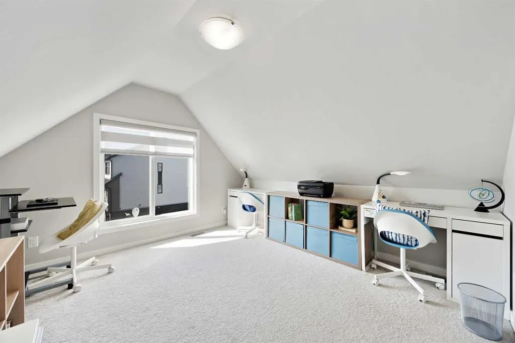 63 Masters Manor SE