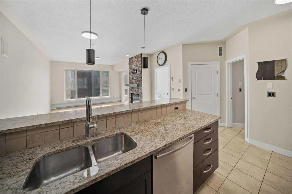 35 INGLEWOOD Park SE, #611