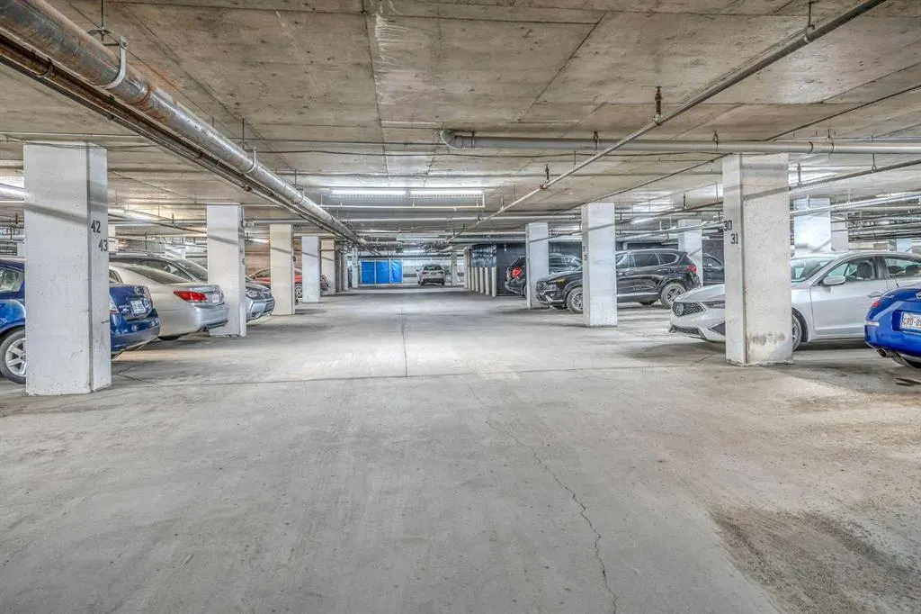 35 INGLEWOOD Park SE, #611