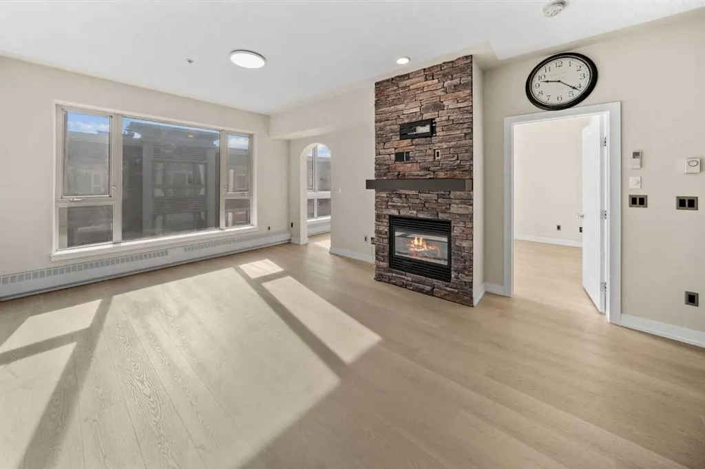35 INGLEWOOD Park SE, #611