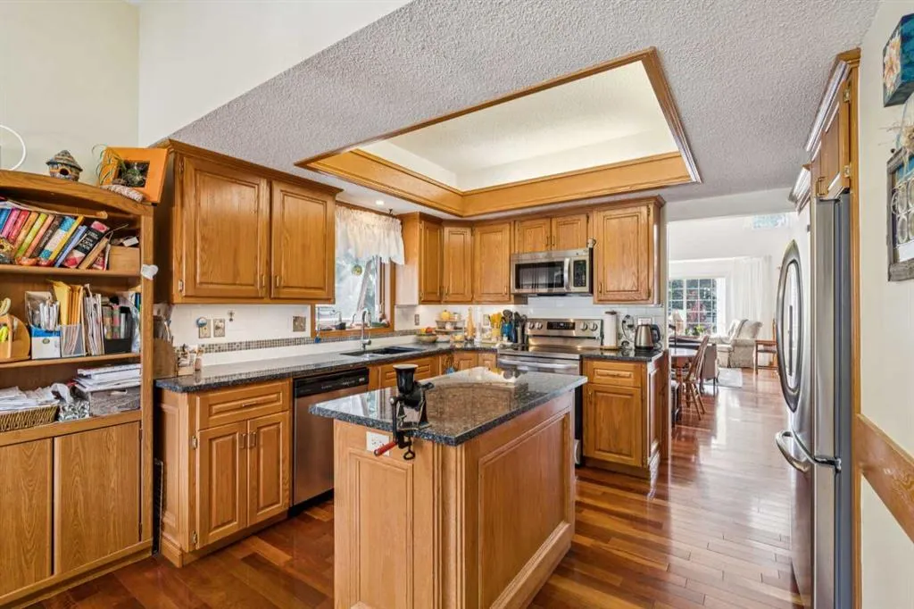 44 Valley Meadow Close NW