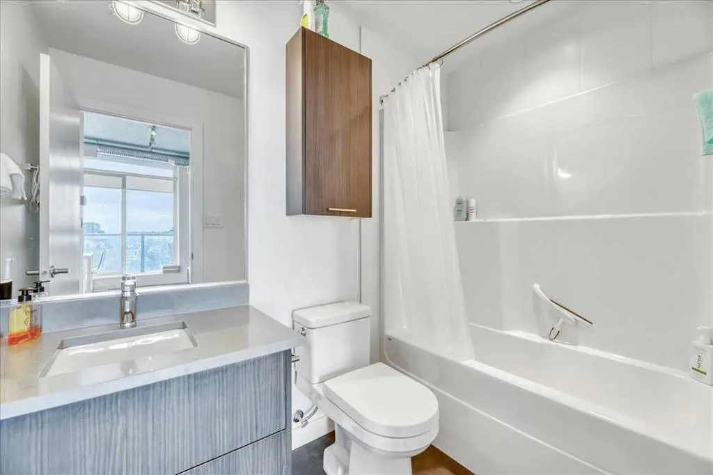 624 8 Avenue SE, #508