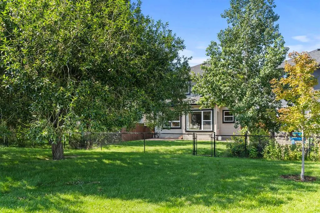 16 Shawbrooke Park SW