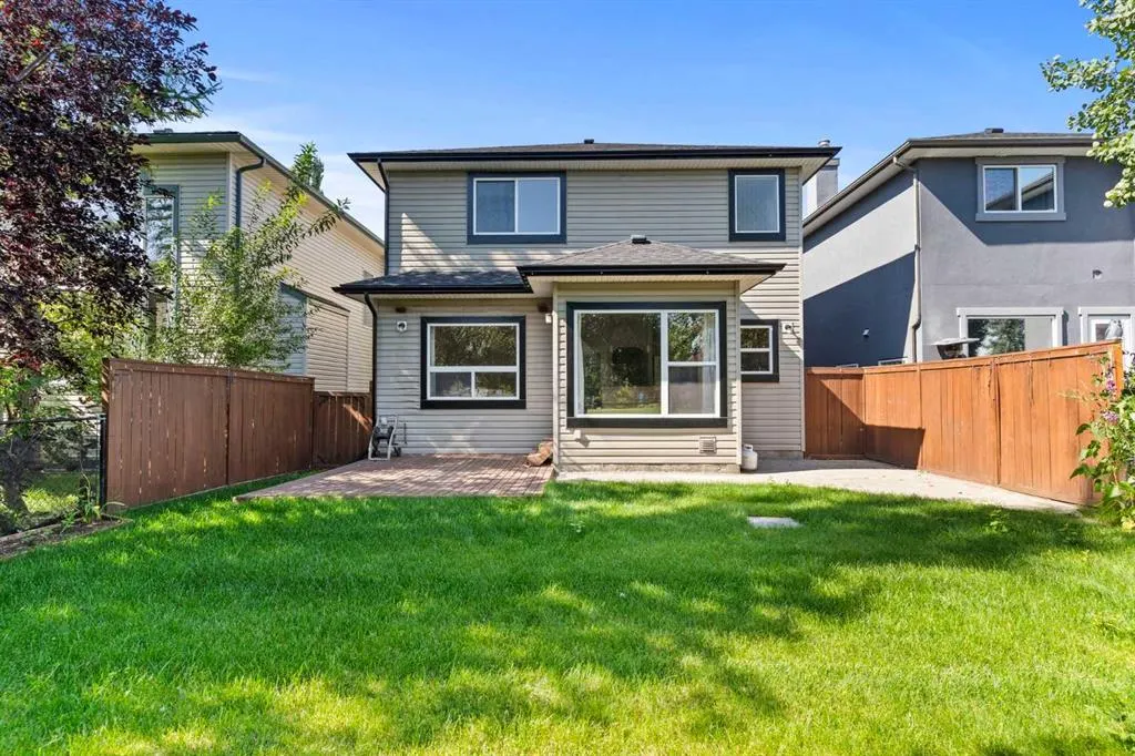 16 Shawbrooke Park SW