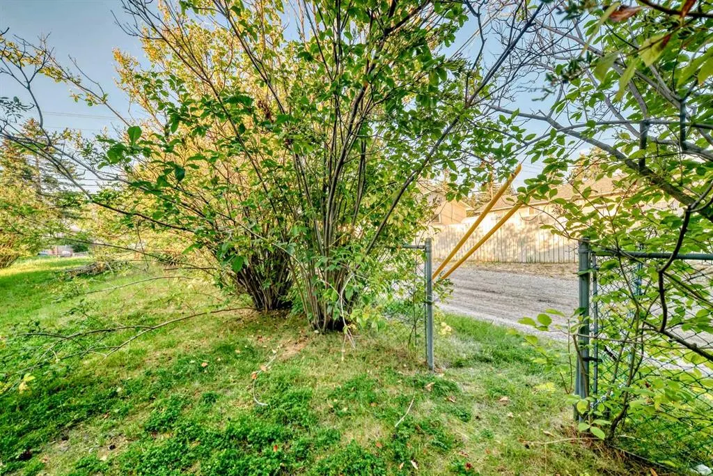 26 Dalgetty Place NW