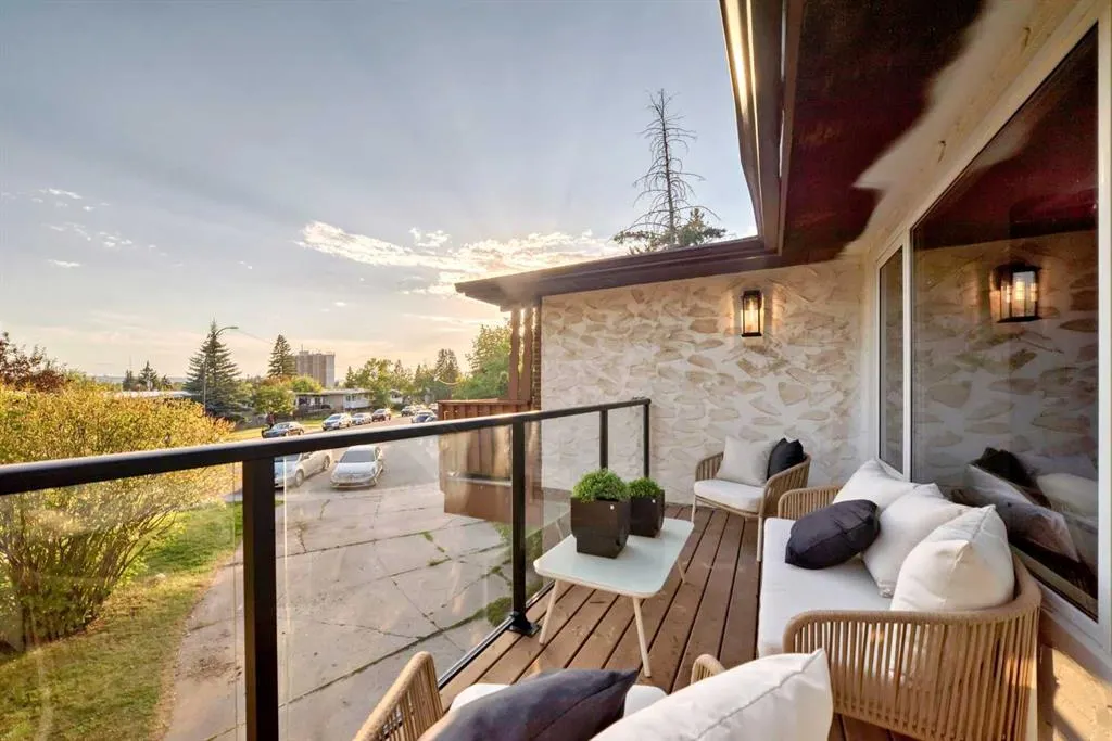 26 Dalgetty Place NW