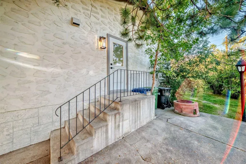 26 Dalgetty Place NW