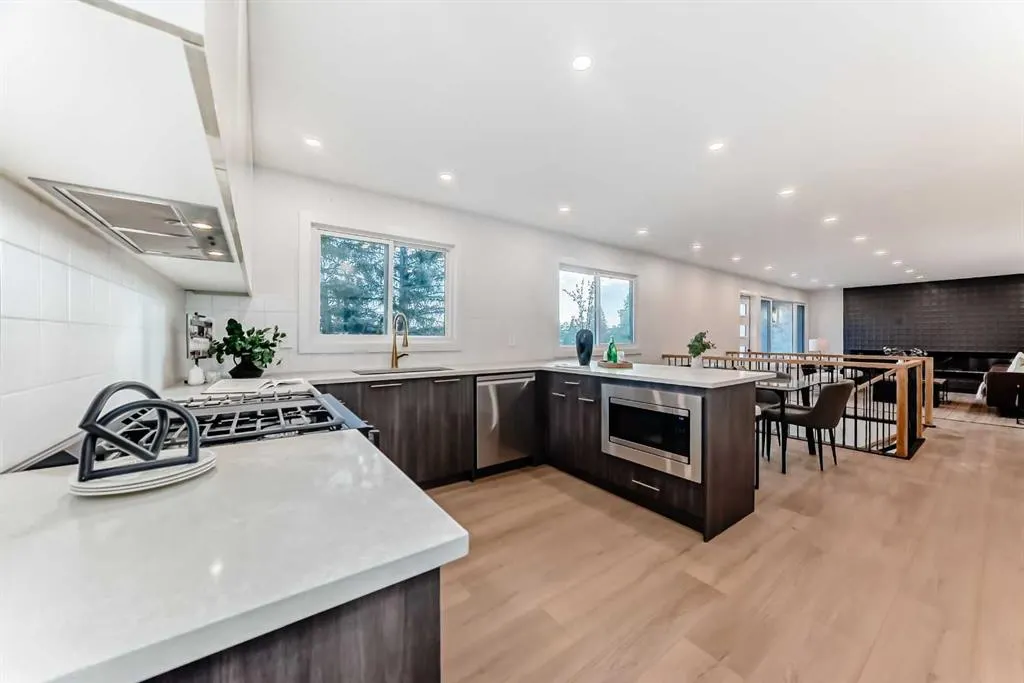 26 Dalgetty Place NW
