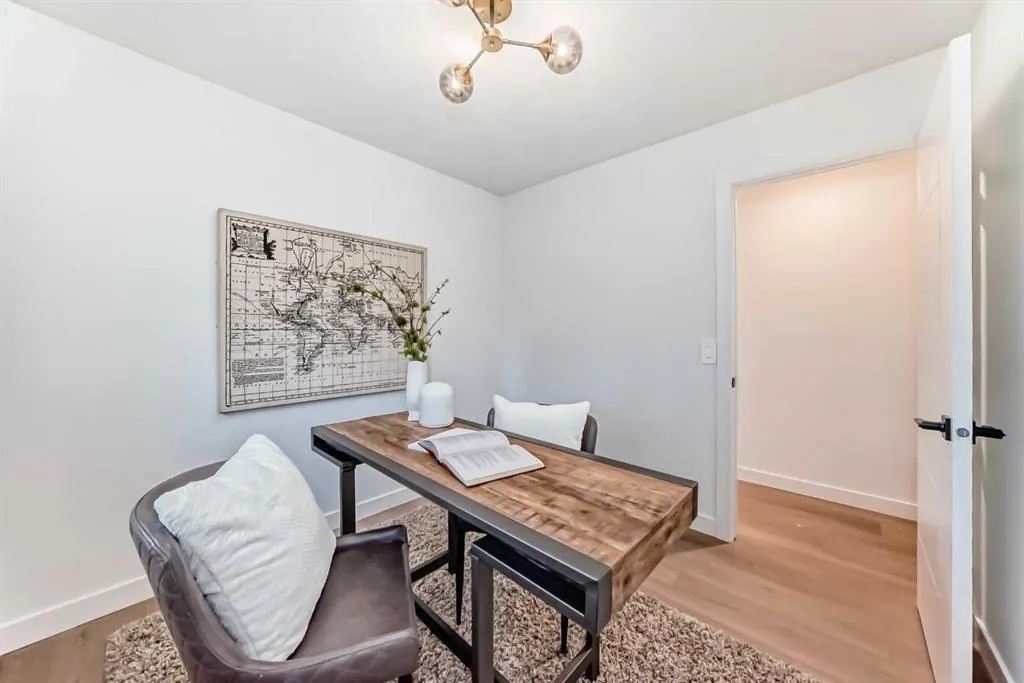 26 Dalgetty Place NW