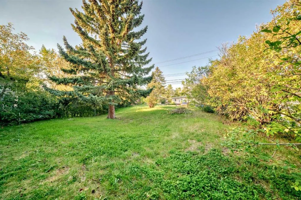 26 Dalgetty Place NW