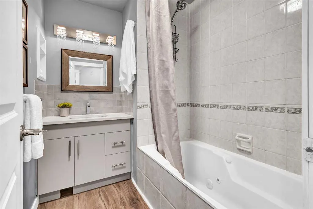 9427 Palliser Place SW