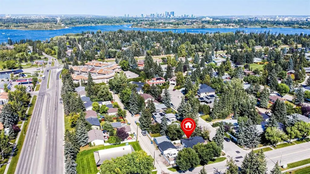 9427 Palliser Place SW