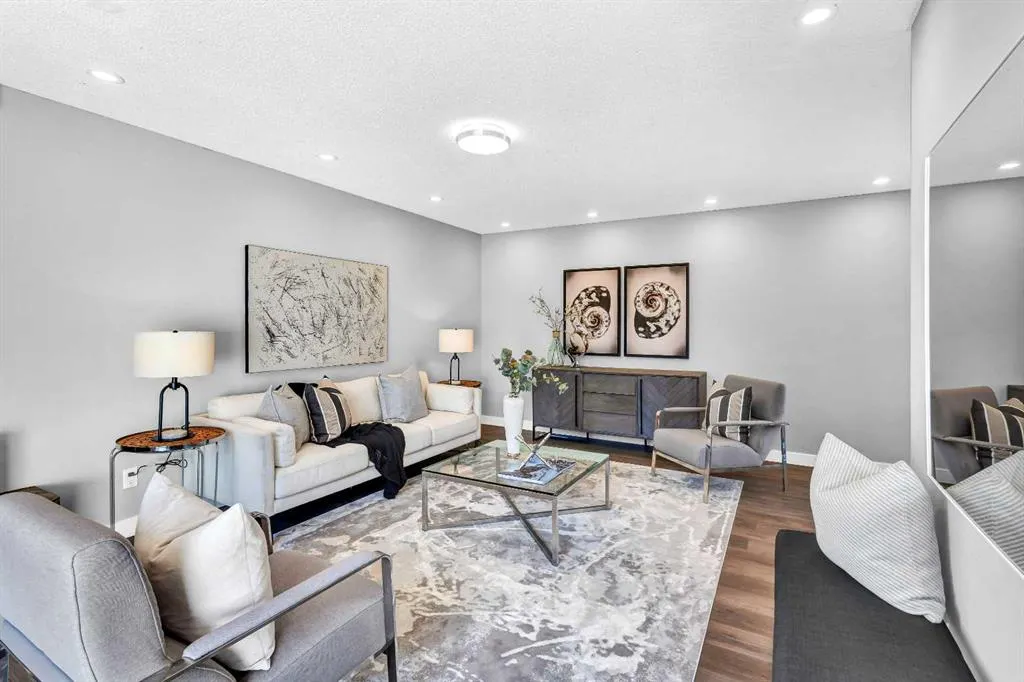 9427 Palliser Place SW