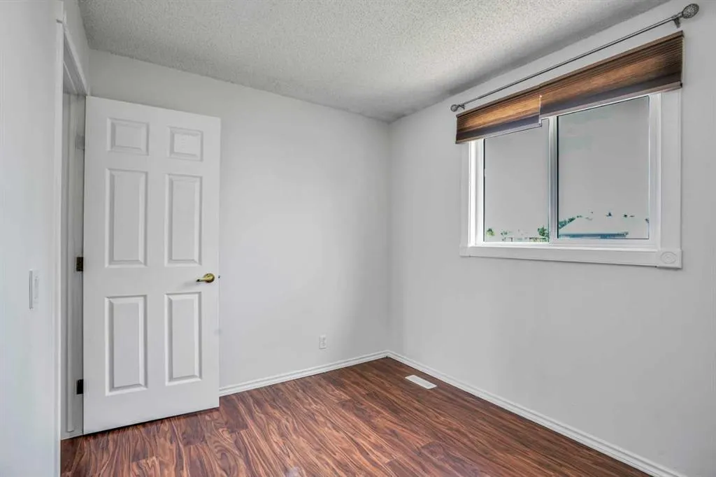 171 erin ridge Road SE