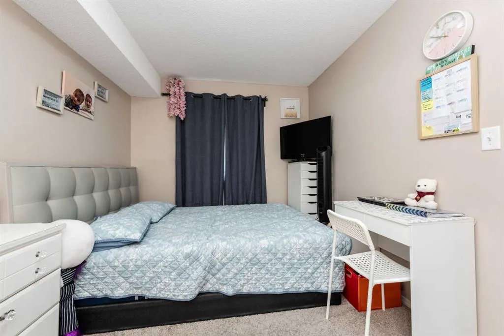7210 80 Avenue NE, #215