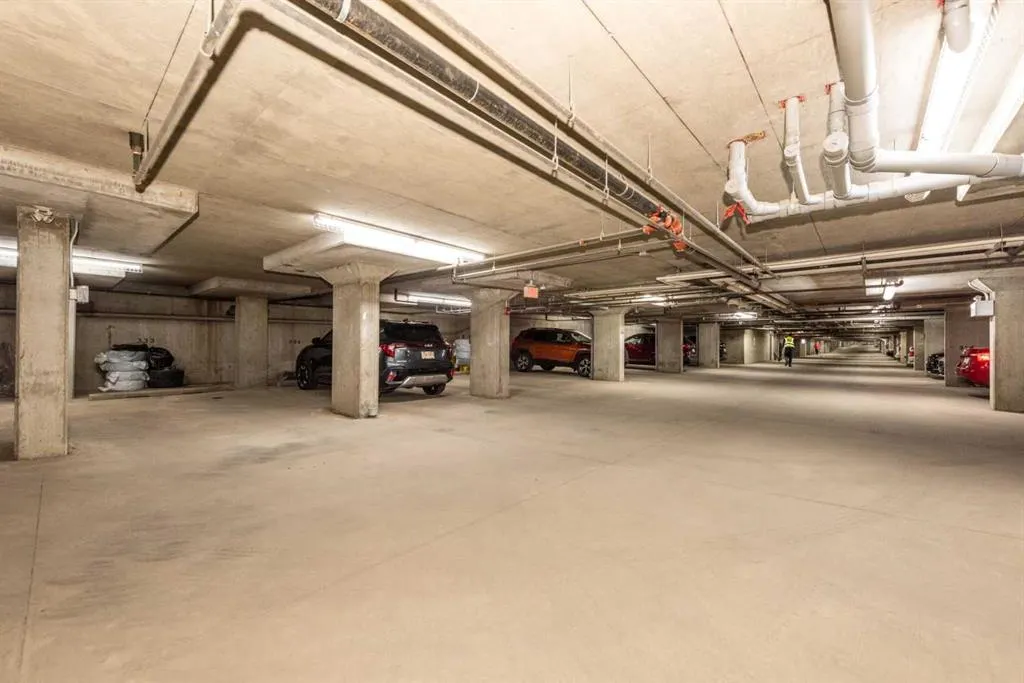 7210 80 Avenue NE, #215