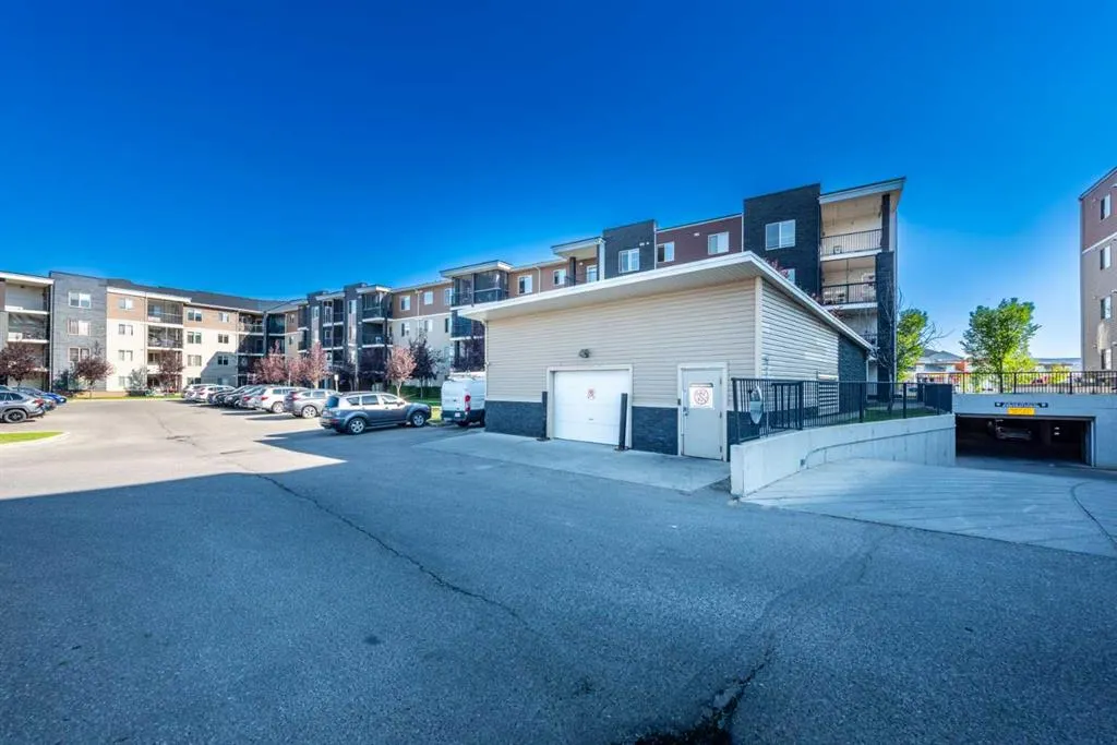 7210 80 Avenue NE, #215