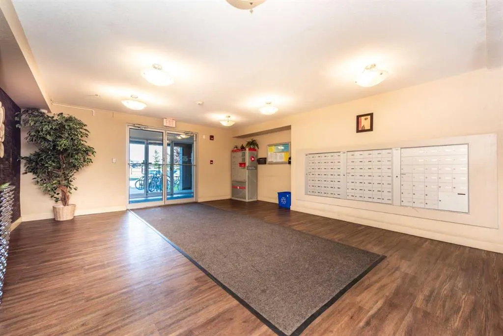 7210 80 Avenue NE, #215
