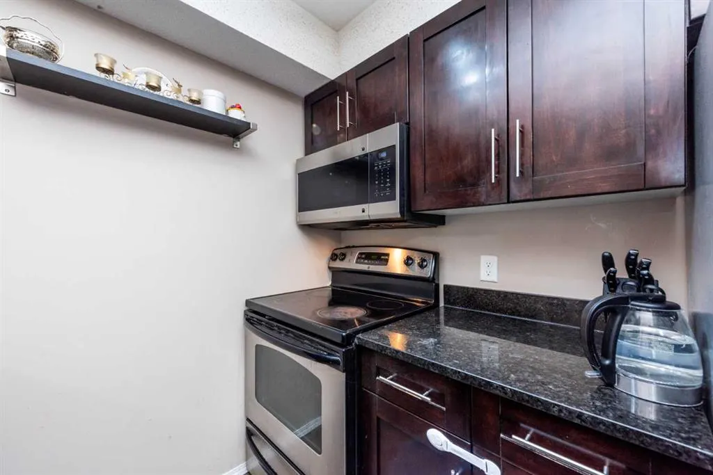 7210 80 Avenue NE, #215