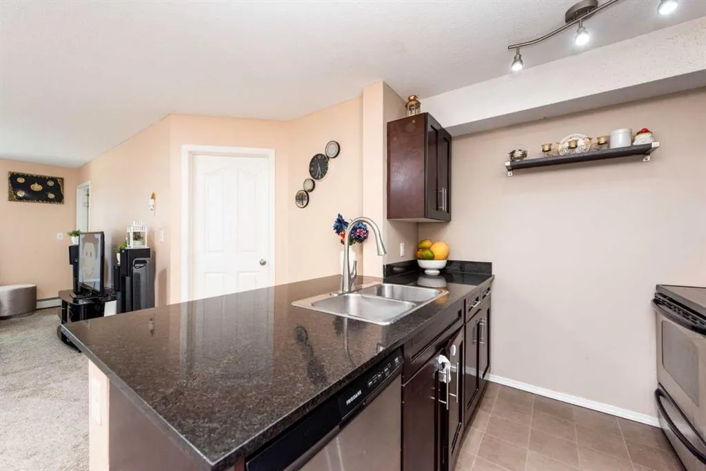7210 80 Avenue NE, #215