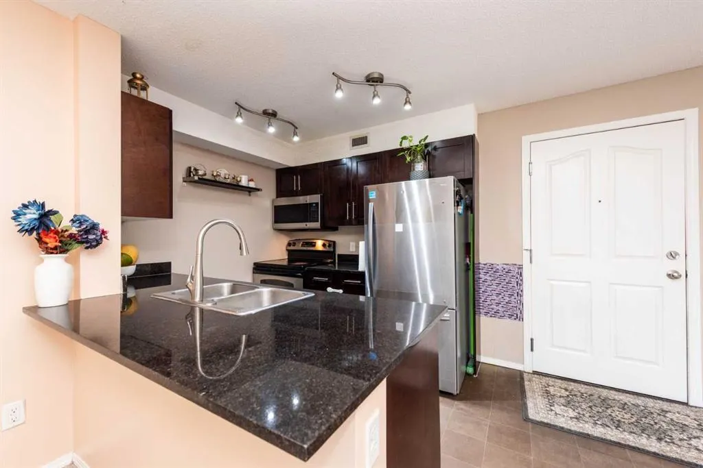 7210 80 Avenue NE, #215