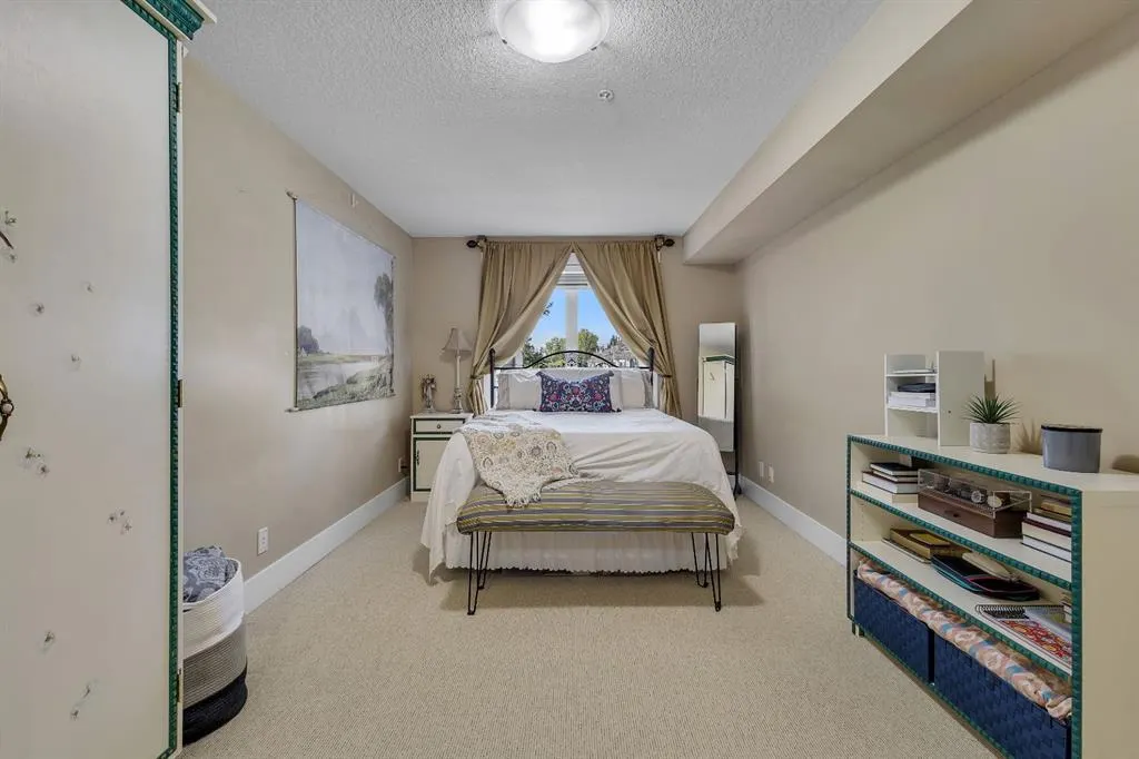 500 Rocky Vista Gardens NW, #126