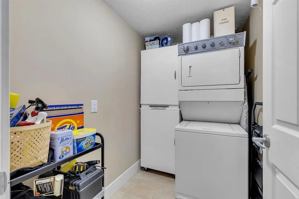 500 Rocky Vista Gardens NW, #126