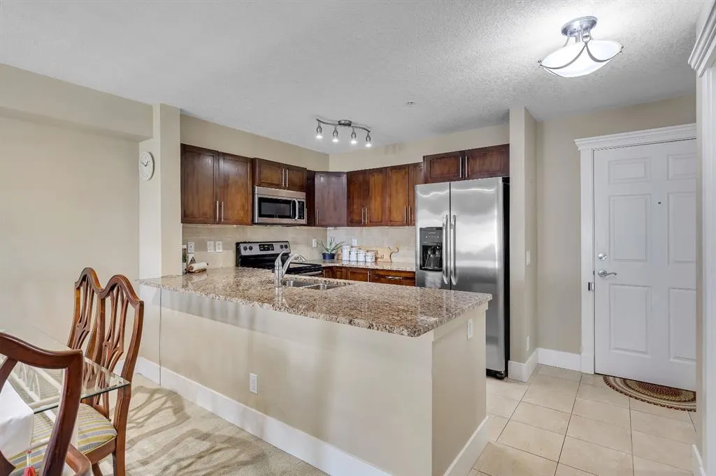 500 Rocky Vista Gardens NW, #126