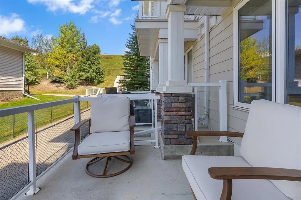 500 Rocky Vista Gardens NW, #126