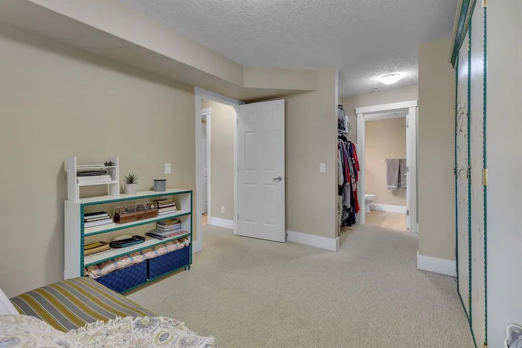 500 Rocky Vista Gardens NW, #126