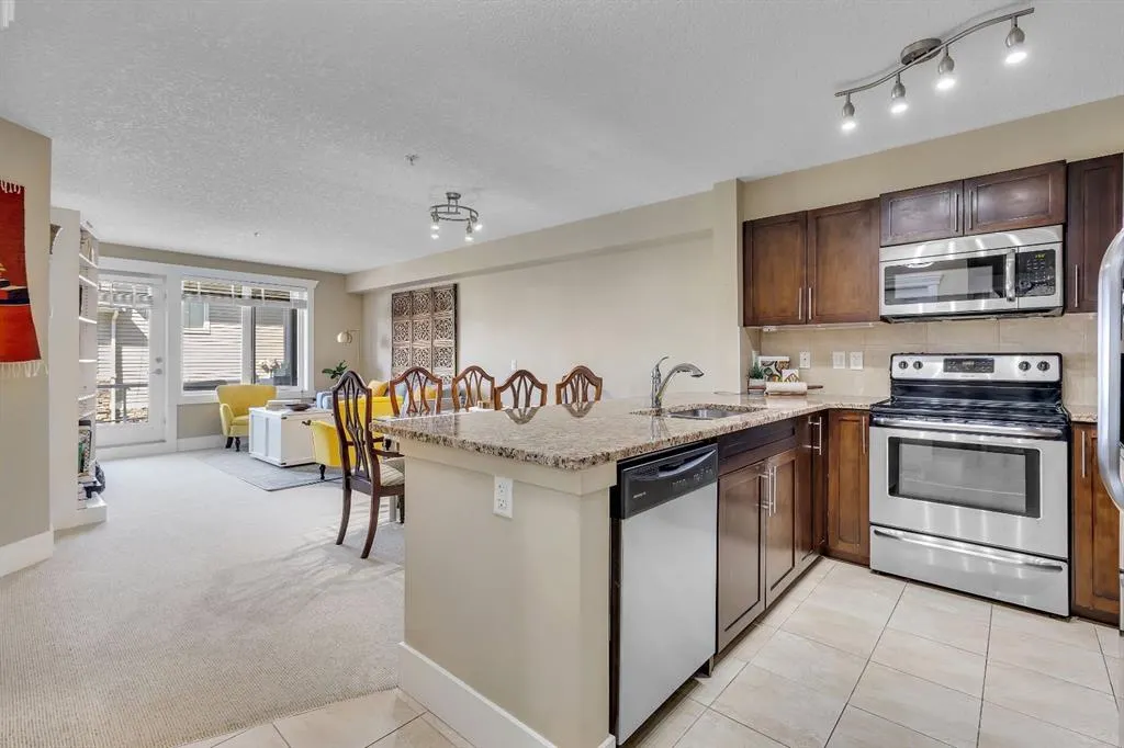 500 Rocky Vista Gardens NW, #126