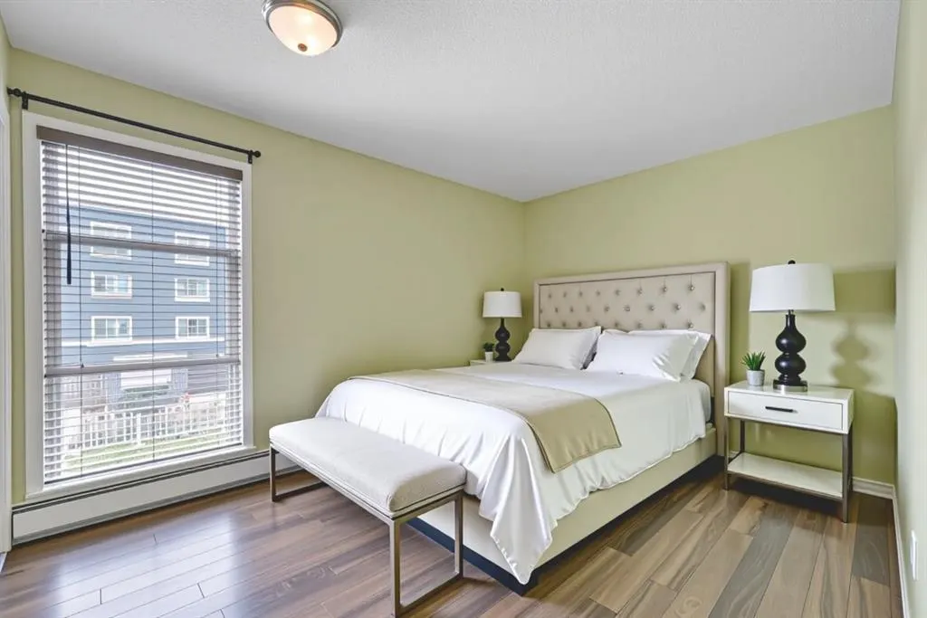 239 6 Avenue NE, #206