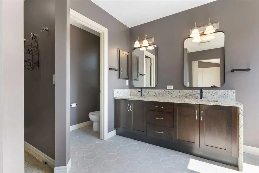 64 Sage Berry Road NW