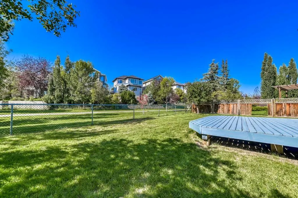 25 Somerglen Park SW