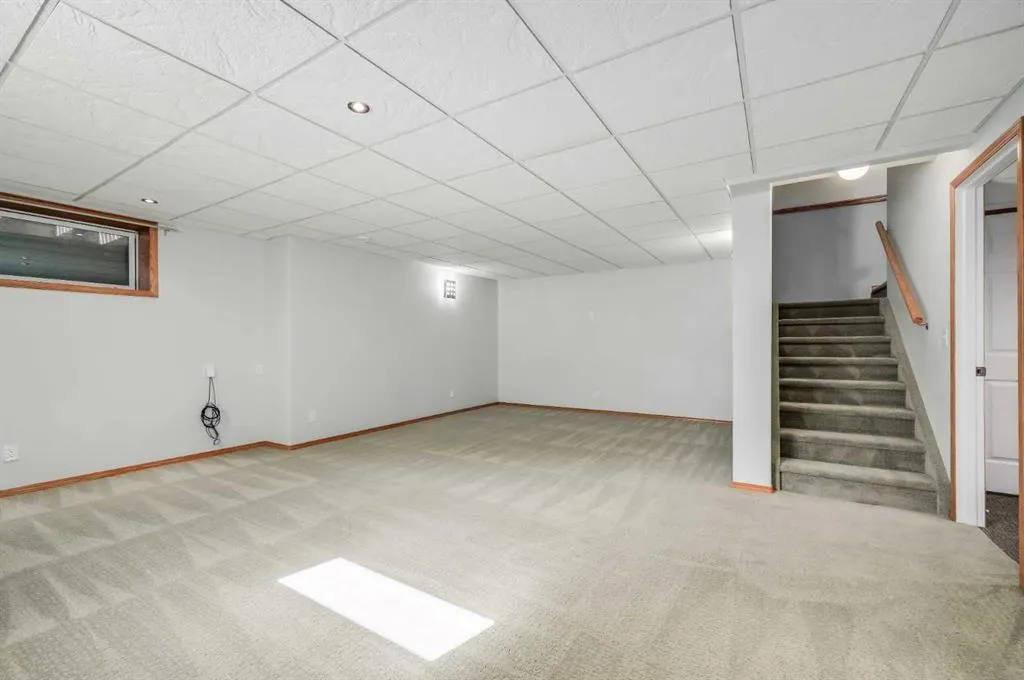25 Somerglen Park SW