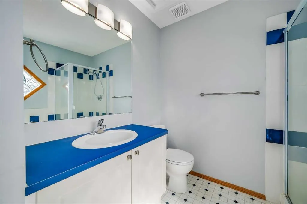 25 Somerglen Park SW