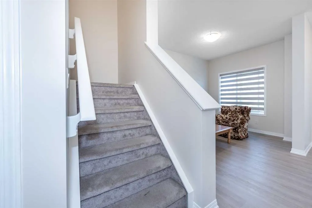 15 Savanna Parade NE