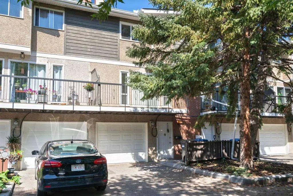 643 4 Avenue NE, #22