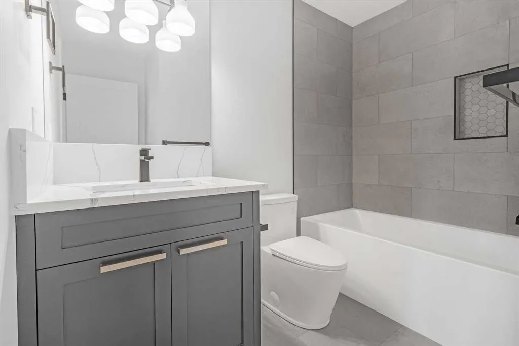 340 West Chestermere Drive