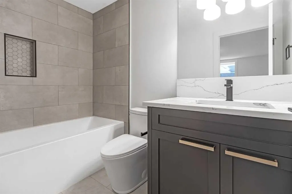 340 West Chestermere Drive